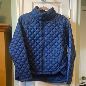 Athleta Whisper Featherless Quilted Jacket Size SP Navy